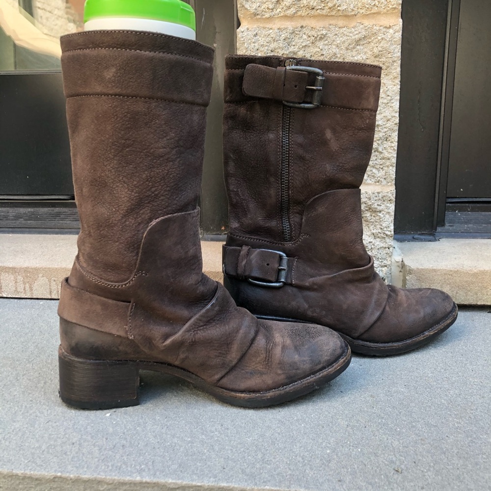 Vera Wang Lavender Collection leather boots - Picture 5 of 7